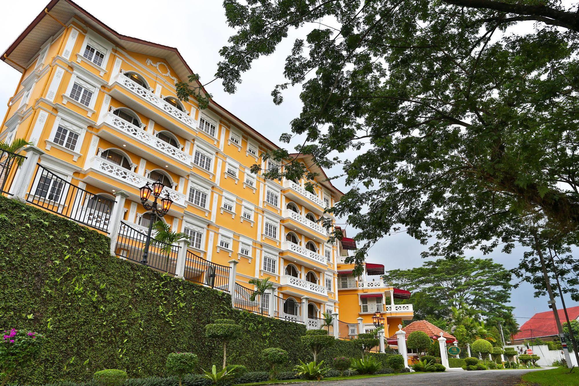 Kapitan Hill @ Cempenai Parc Residences Bukit Damansara Exterior foto